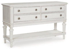 Montelaine Dining Server